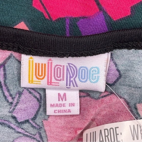 NEW MEDIUM LULAROE BLACK FLORAL TOP BASEBALL STYLE WOMENS TOP STRETCH - Picture 10 of 12